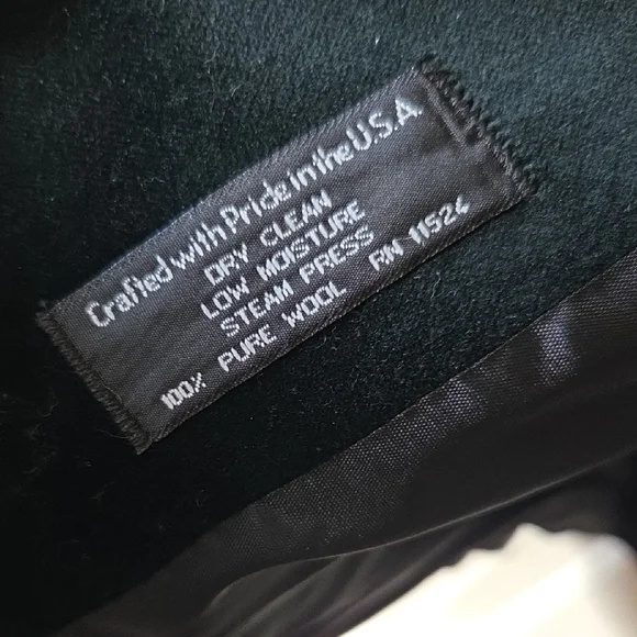 Elegant Vintage Black Wool Alorna Coat - Picture 4 of 5